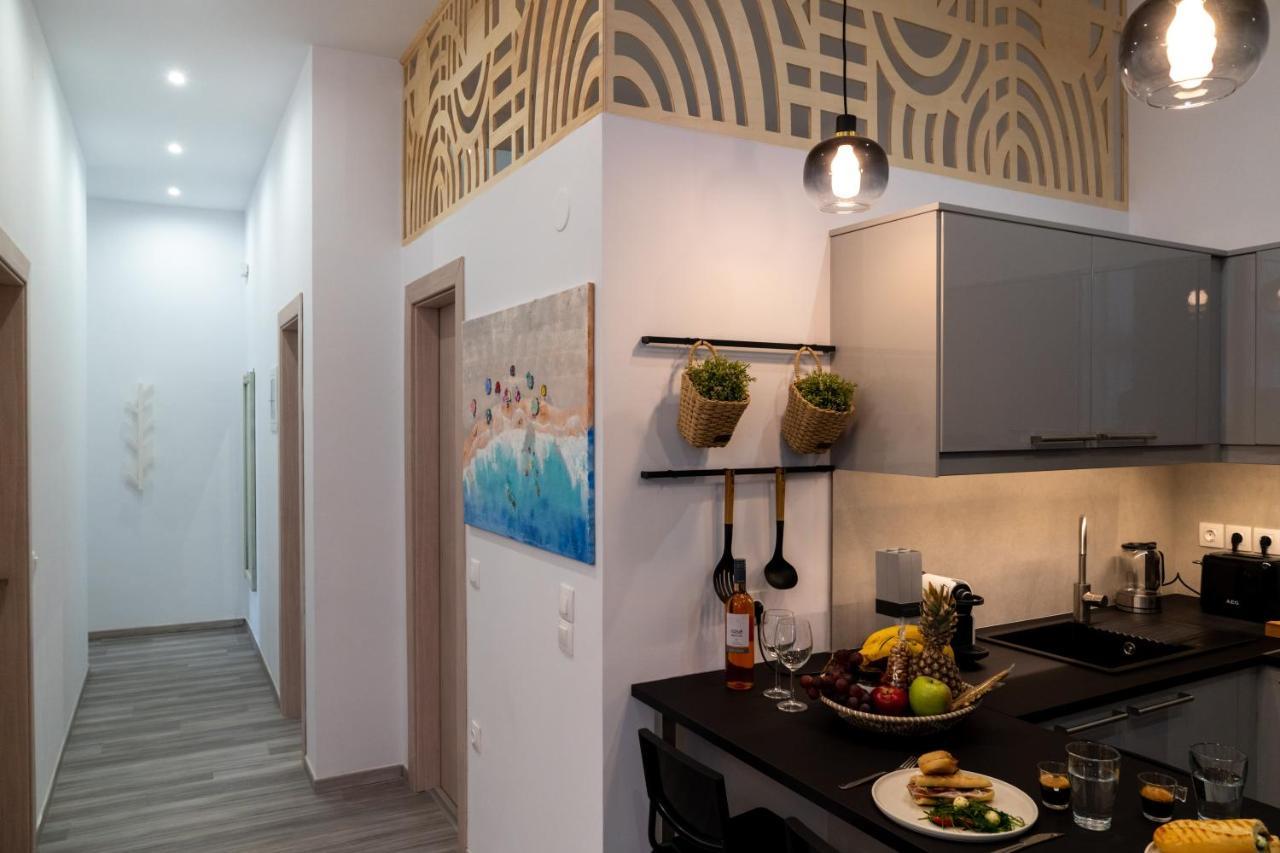 Central Suites Aegina 2 外观 照片