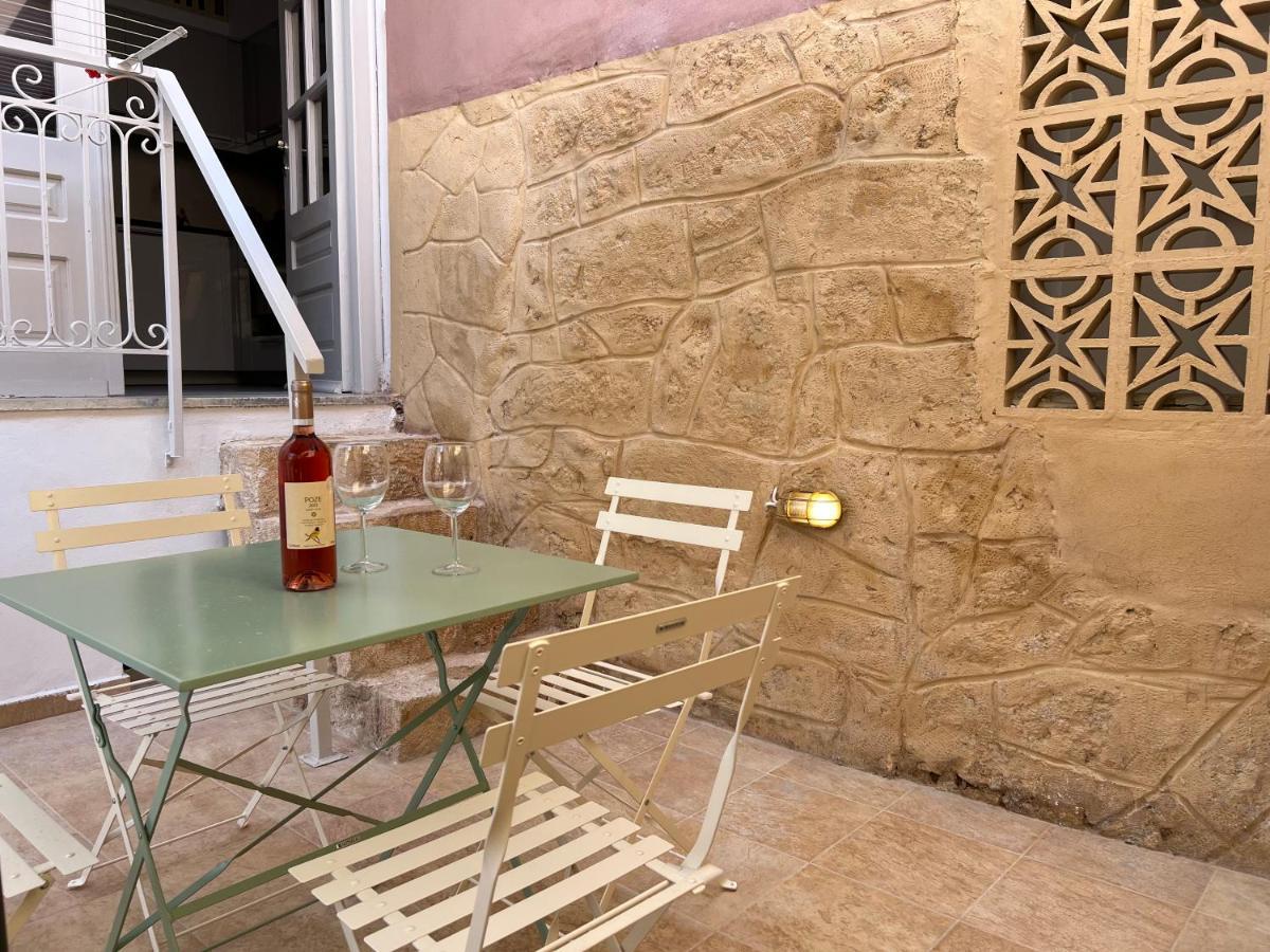 Central Suites Aegina 2 外观 照片