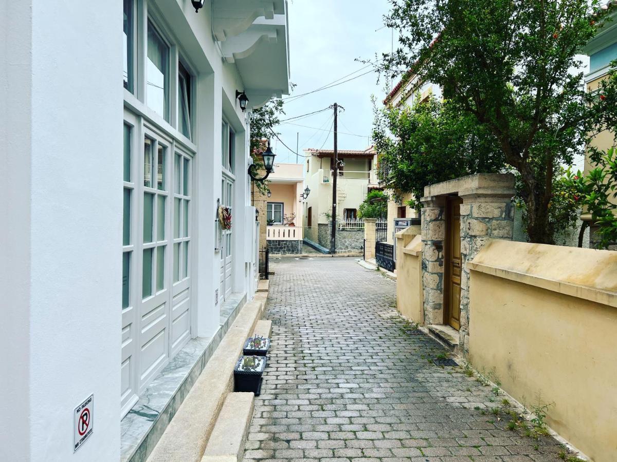 Central Suites Aegina 2 外观 照片